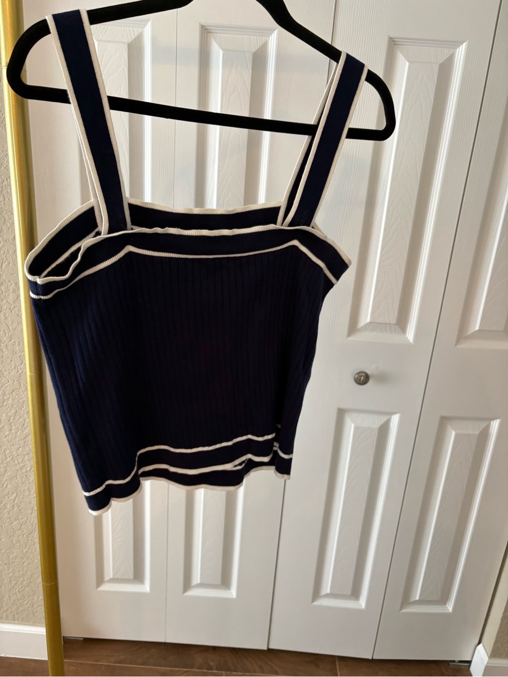 Trina Turk Square-Neck Tank Top Navy With White Trim and Button Straps Size XL - Picture 2 of 6